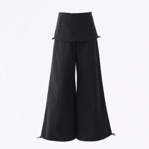 black color swatch