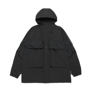 black color swatch