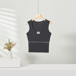 black color swatch