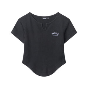 black color swatch