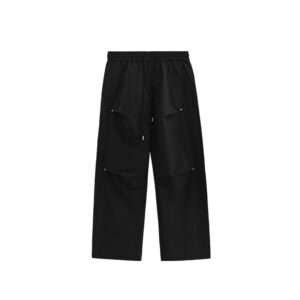 black color swatch